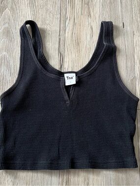 TNA Black Ribbed V-Notch Crop Tank